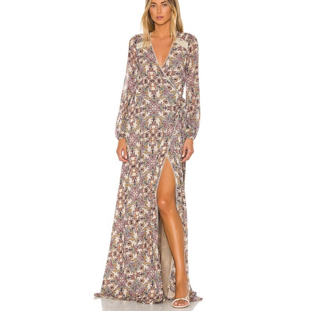 NWT The Jetset Diaries She Loves You Maxi Dress in She Loves You Print. Size S